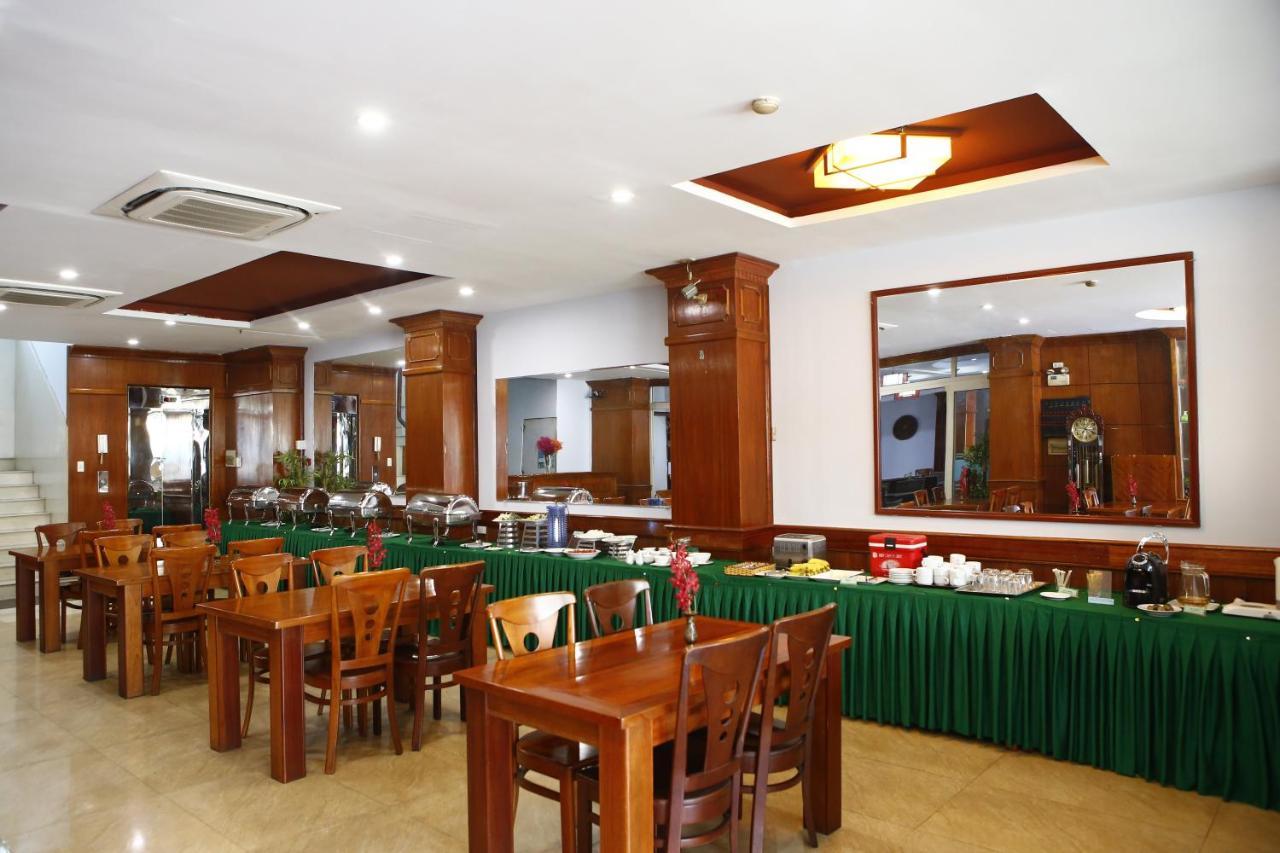 Phu An Hotel Хошимин Экстерьер фото