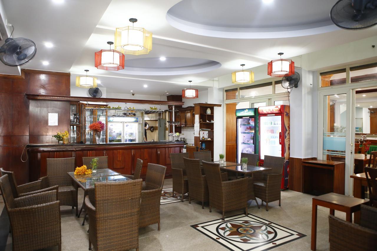 Phu An Hotel Хошимин Экстерьер фото