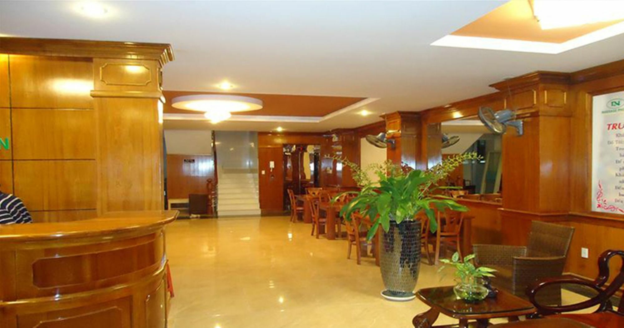 Phu An Hotel Хошимин Экстерьер фото
